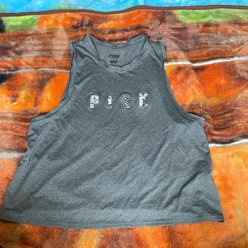 Tank top.